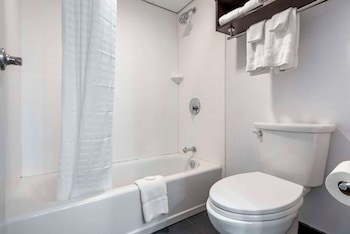Standard Room, 2 Queen Beds, Non Smoking