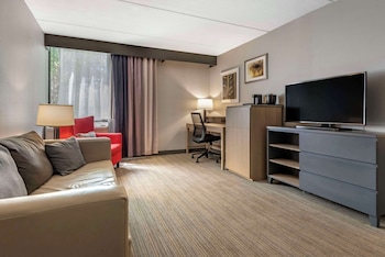 Suite, Multiple Beds, Non Smoking