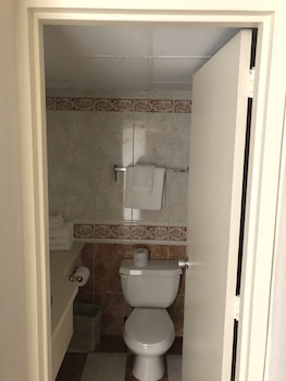 Room, 2 Queen Beds, Non Smoking (Riverside)