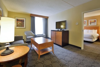 Suite, 1 King Bed, Non Smoking