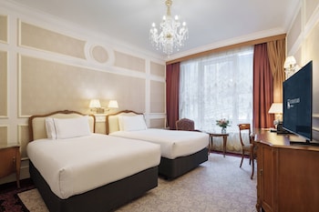 Classic Double or Twin Room (Single Use)