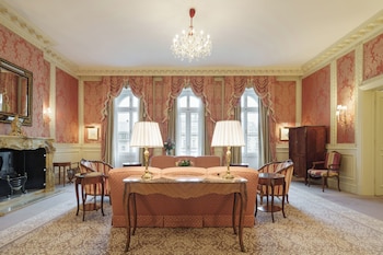 Presidential Suite (3Pax)