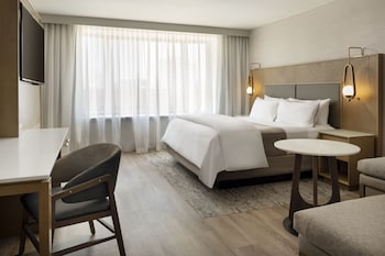 Traditional Room, 1 King Bed