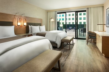 Premium Room, 2 Queen Beds, Patio (City View)