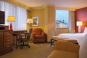 Studio Suite, 1 King Bed with Sofa bed