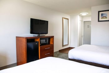 Standard Room, 2 Queen Beds, Non Smoking