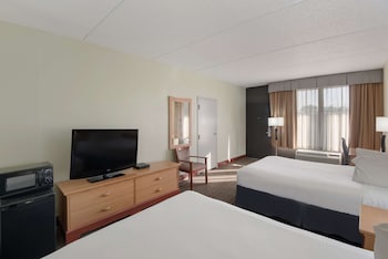 Standard Room, 2 Queen Beds, Non Smoking, Refrigerator & Microwave