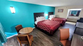 Standard Room, 2 Queen Beds, Non Smoking