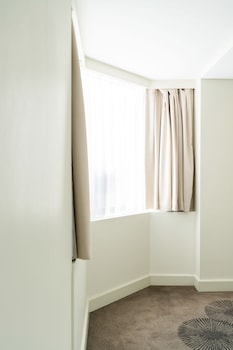 Premium Room, 1 King Bed