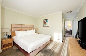 Suite, 1 King Bed