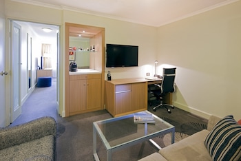 Suite, 1 King Bed