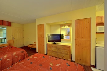 Standard Room, 2 Queen Beds, Non Smoking