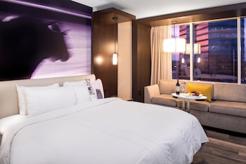 Room, 1 King Bed (Hearing Accessible)