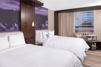 Room, 2 Double Beds (Mobility Accessible, Tub)