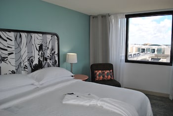 Traditional Room, 1 King Bed