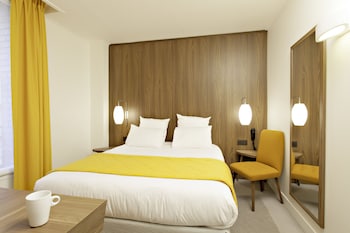 Superior Room, 1 Queen Bed, Smoking