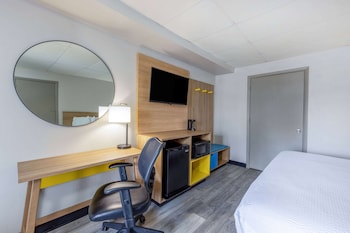 Room, 1 King Bed, Accessible