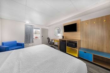 Room, 1 King Bed, Non Smoking