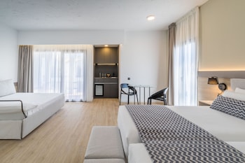 Deluxe Room (Superior 2+1)