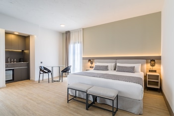 Deluxe Room (Superior)