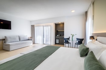 Superior Triple Room (2+1)
