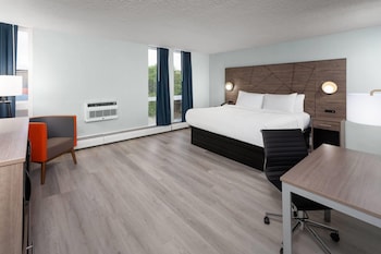 Studio Suite, 1 King Bed, Non Smoking