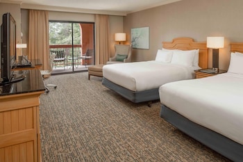 Room, 2 Queen Beds, Balcony (VIew)