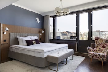 Superior Room, 1 King Bed