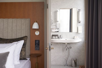 Business Suite