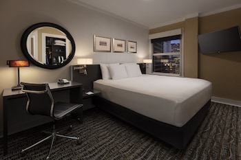 Deluxe Room, 1 Queen Bed