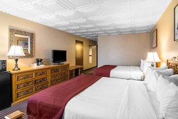 Standard Room, 2 Queen Beds, Non Smoking