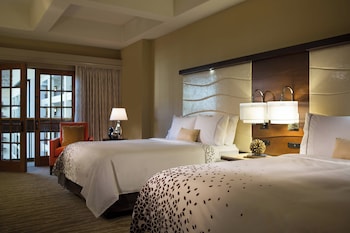Room, 2 Queen Beds, Balcony