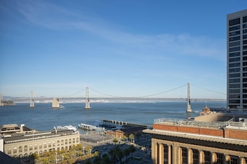 Studio, Bay View