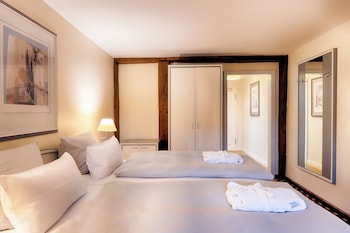 Premium Single Room