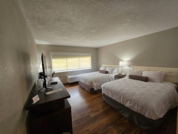Room, 2 Queen Beds, Accessible, Non Smoking