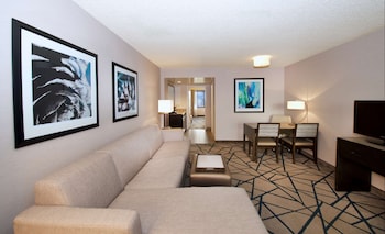 Premium Room, 1 King Bed, Non Smoking
