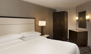 Suite, 1 King Bed, Non Smoking