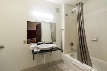 Deluxe Room, 1 King Bed, Non Smoking, Refrigerator & Microwave