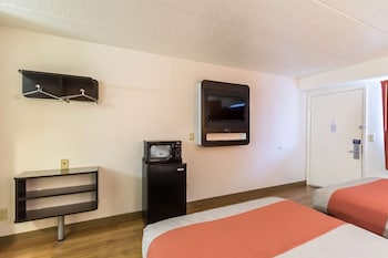Standard Room, 2 Double Beds, Non Smoking