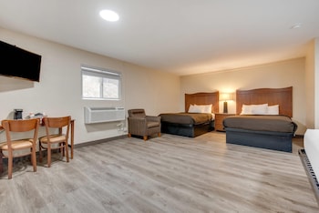 Suite, Multiple Beds, Non Smoking