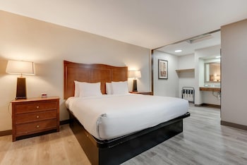 Suite, Multiple Beds, Non Smoking