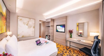 Premier Room, 1 King Bed