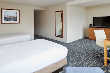 Standard Room, 2 Double Beds, Non Smoking