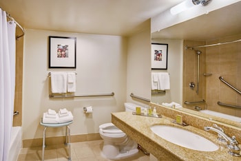 Room, 1 King Bed, Accessible, Bathtub