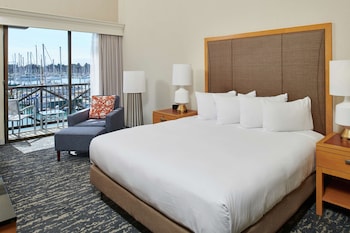 Room, 1 King Bed, Marina View