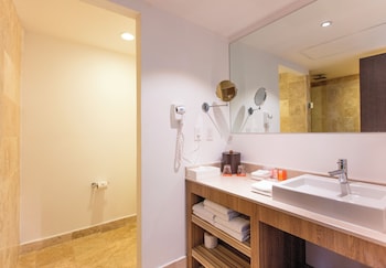 Family Studio, 1 King Bed with Sofa bed, Ocean View