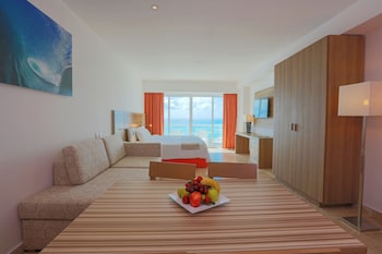 Family Studio, 1 King Bed with Sofa bed, Ocean View