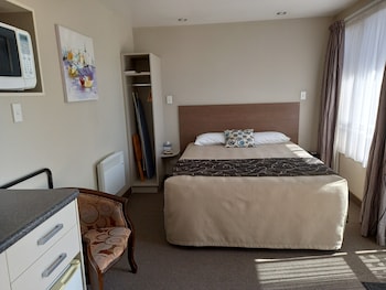 Standard Room, 1 Queen Bed, Non Smoking