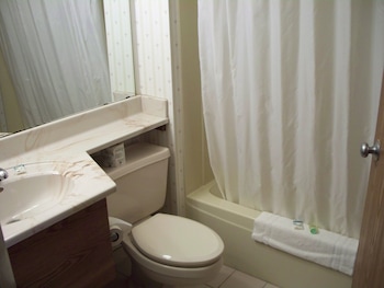Standard Room, 2 Queen Beds