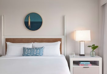Studio Suite, 1 King Bed, Accessible (Hearing)